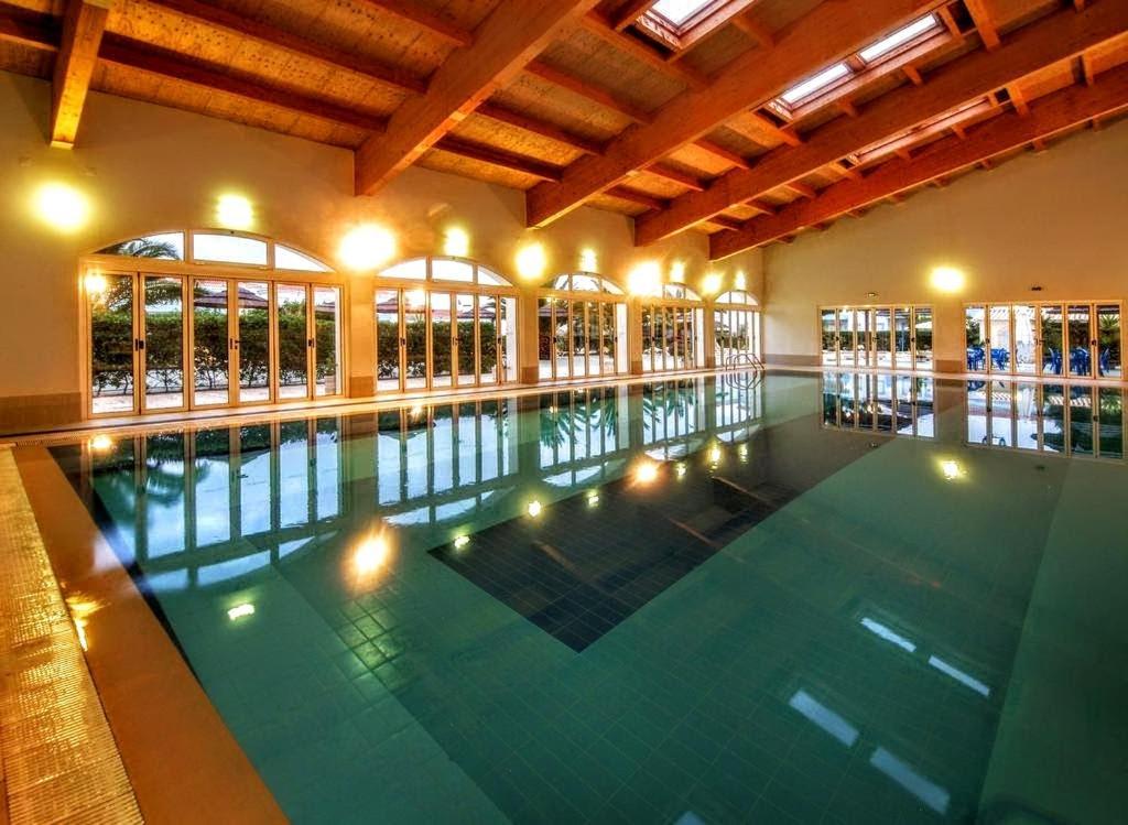 Cool Country Club Apt